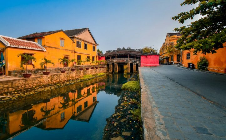 Hue and Hoi An At A Glance 4 days1